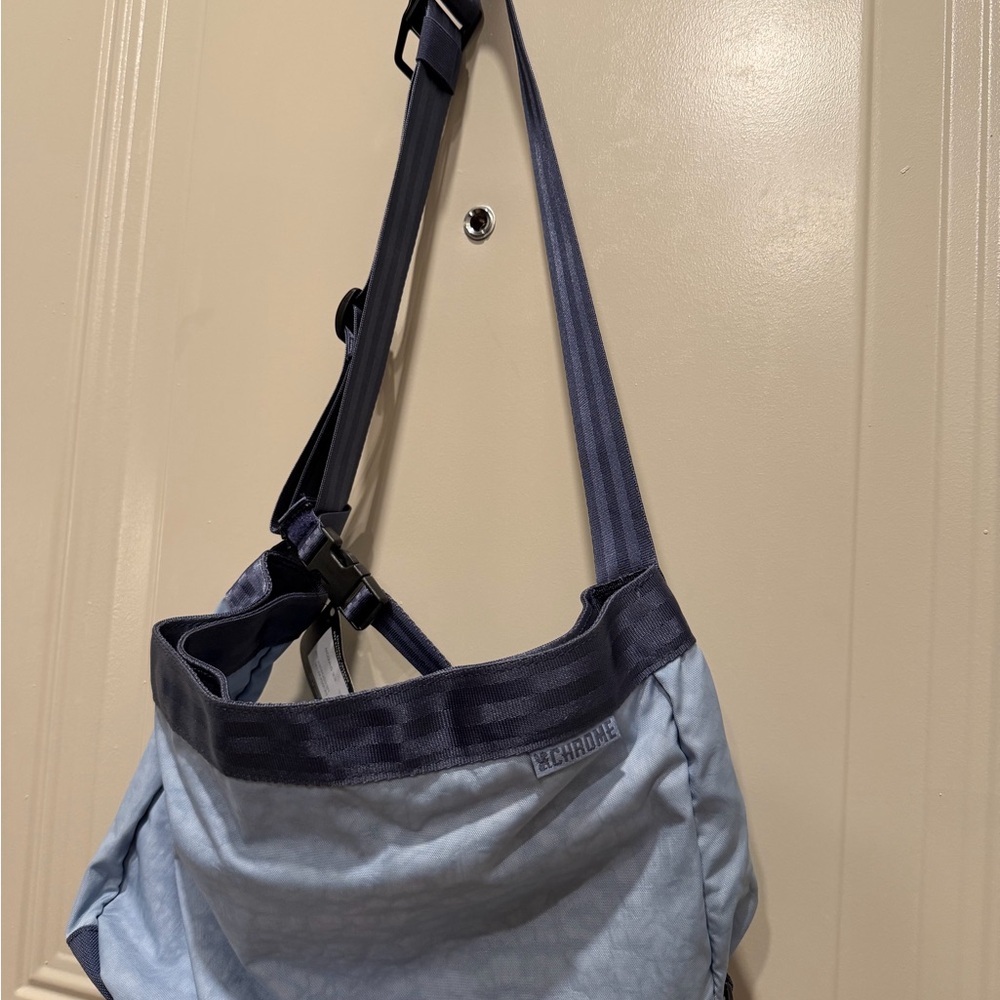 NWT Chrome Industries Newspaper Messenger Bag – Blue Sample Edition